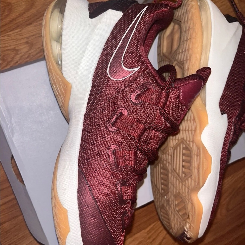 Size 6.5Y - Nike LeBron 13 Low Gs ‘Team Red’